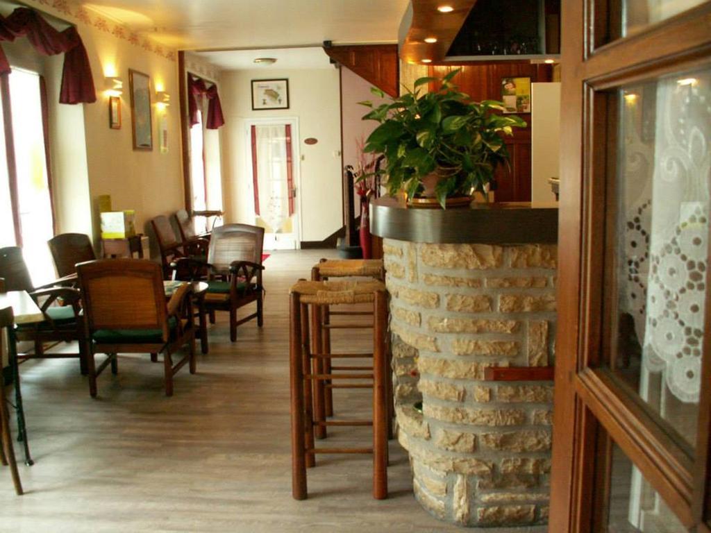 Le Relais Du Pont De Rhodes Frayssinet Ngoại thất bức ảnh